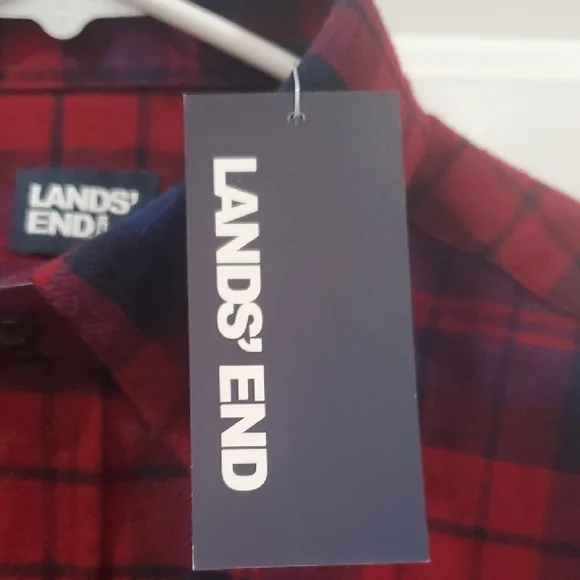 Lands' End Men's Flannel Blue and Red Plaid Button Down Shirt - Picture 4 of 10